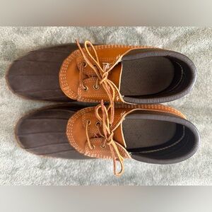 LL BEAN Women’s Two-Tone Brown Duck Shoes - Casual Outdoor Lace-Up